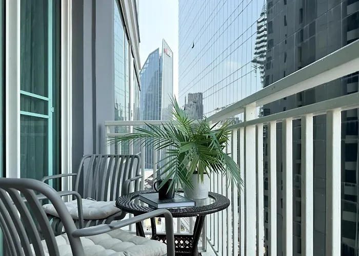 Apartment Roomy Modern 2br - Ultra Fast Wifi - Bts Phrom Phong Bangkok
