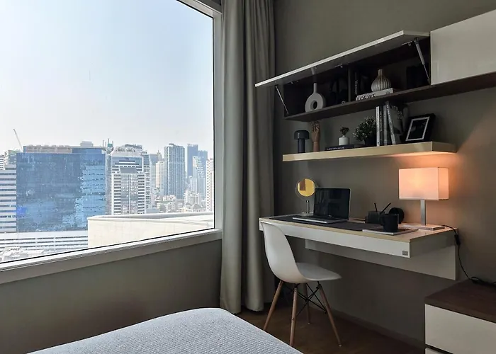 Apartment Roomy Modern 2br - Ultra Fast Wifi - Bts Phrom Phong Bangkok
