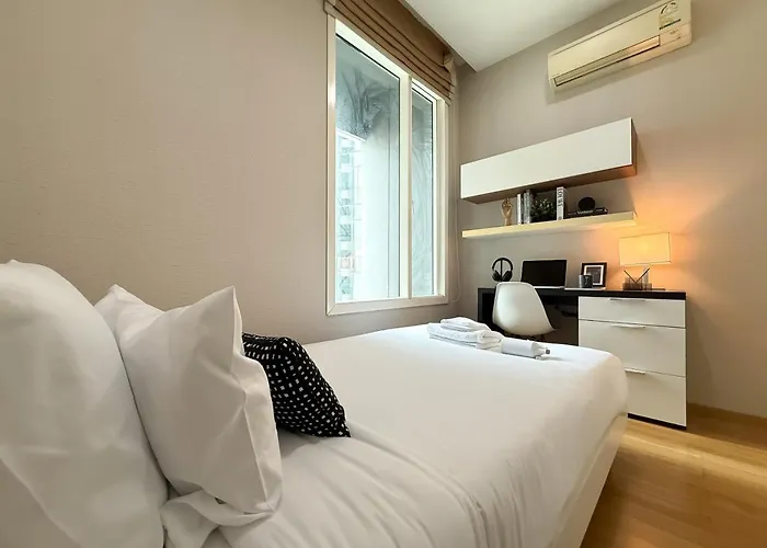 Roomy Modern 2br - Ultra Fast Wifi - Bts Phrom Phong *